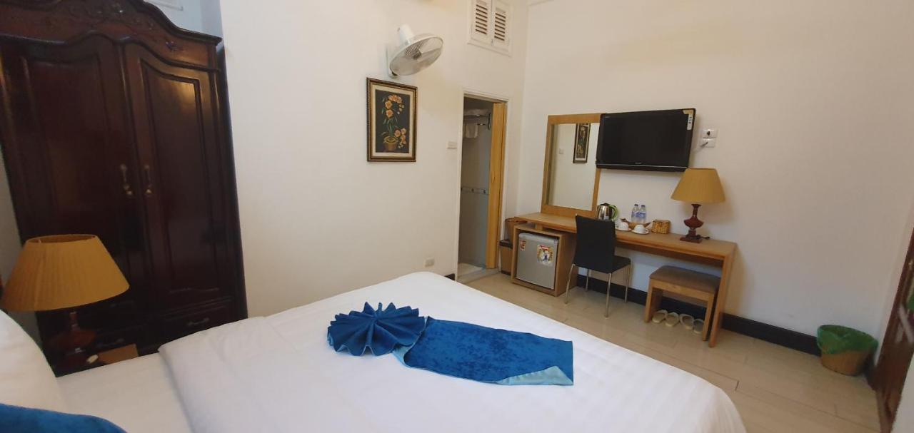 Hanoi Win Hotel & Travel Esterno foto