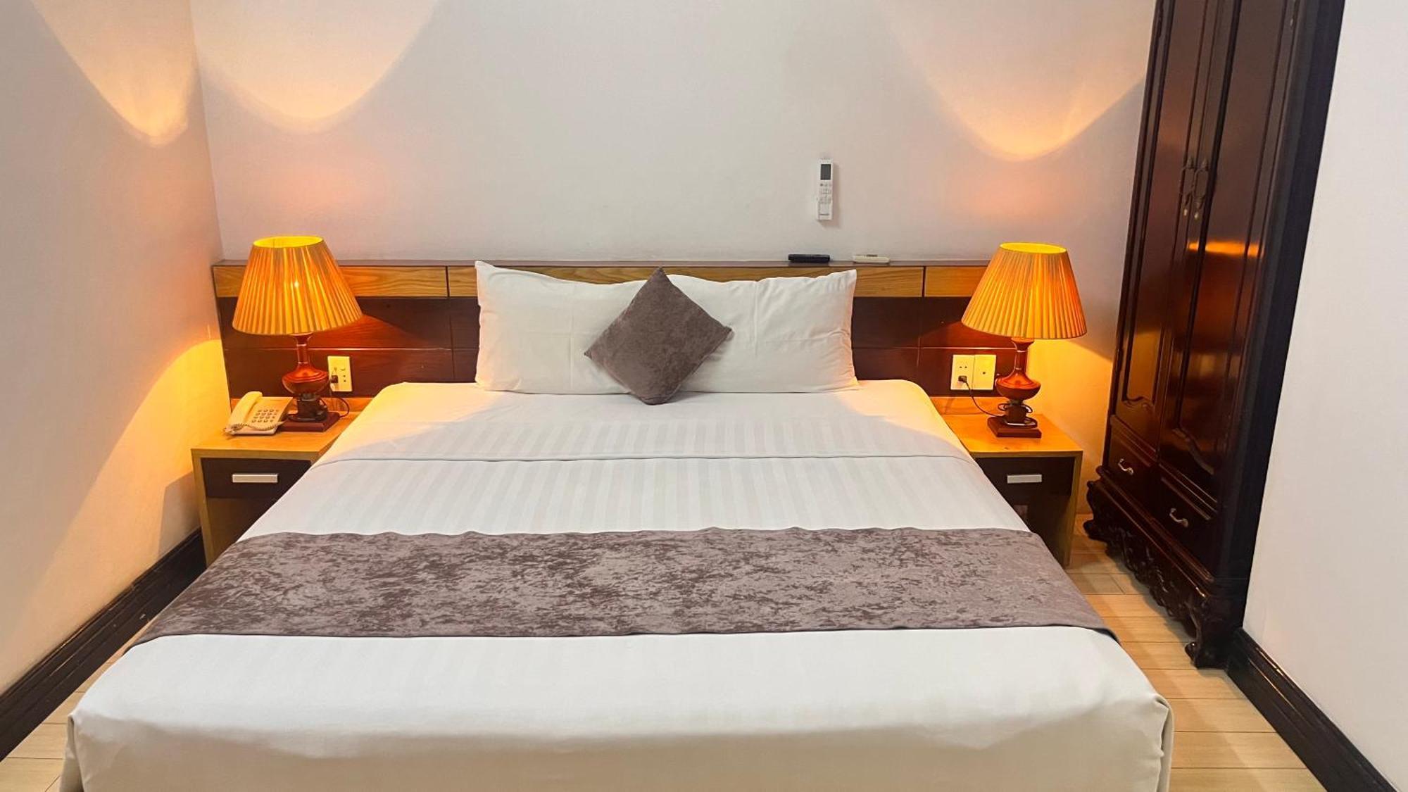 Hanoi Win Hotel & Travel Esterno foto
