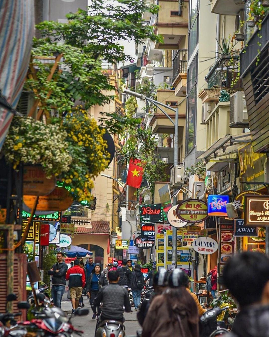 Hanoi Win Hotel & Travel Esterno foto